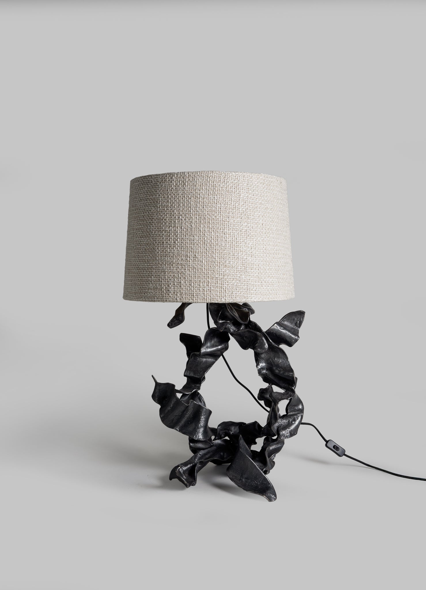 Hundred Petal Rose Bronze Table Lamp