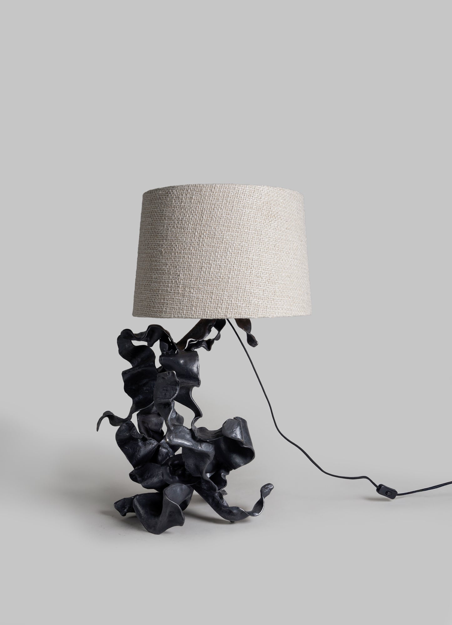 Hundred Petal Rose Bronze Table Lamp