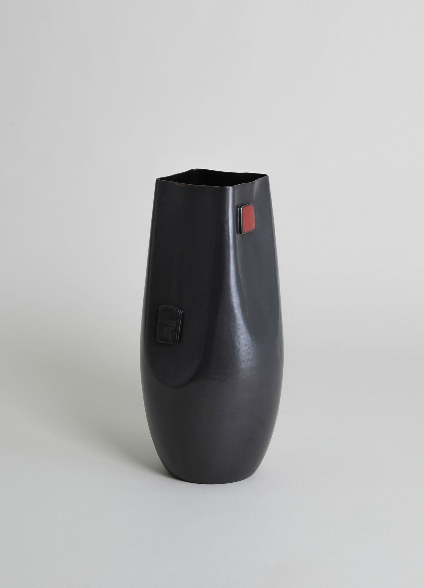 brass vases for living rooms