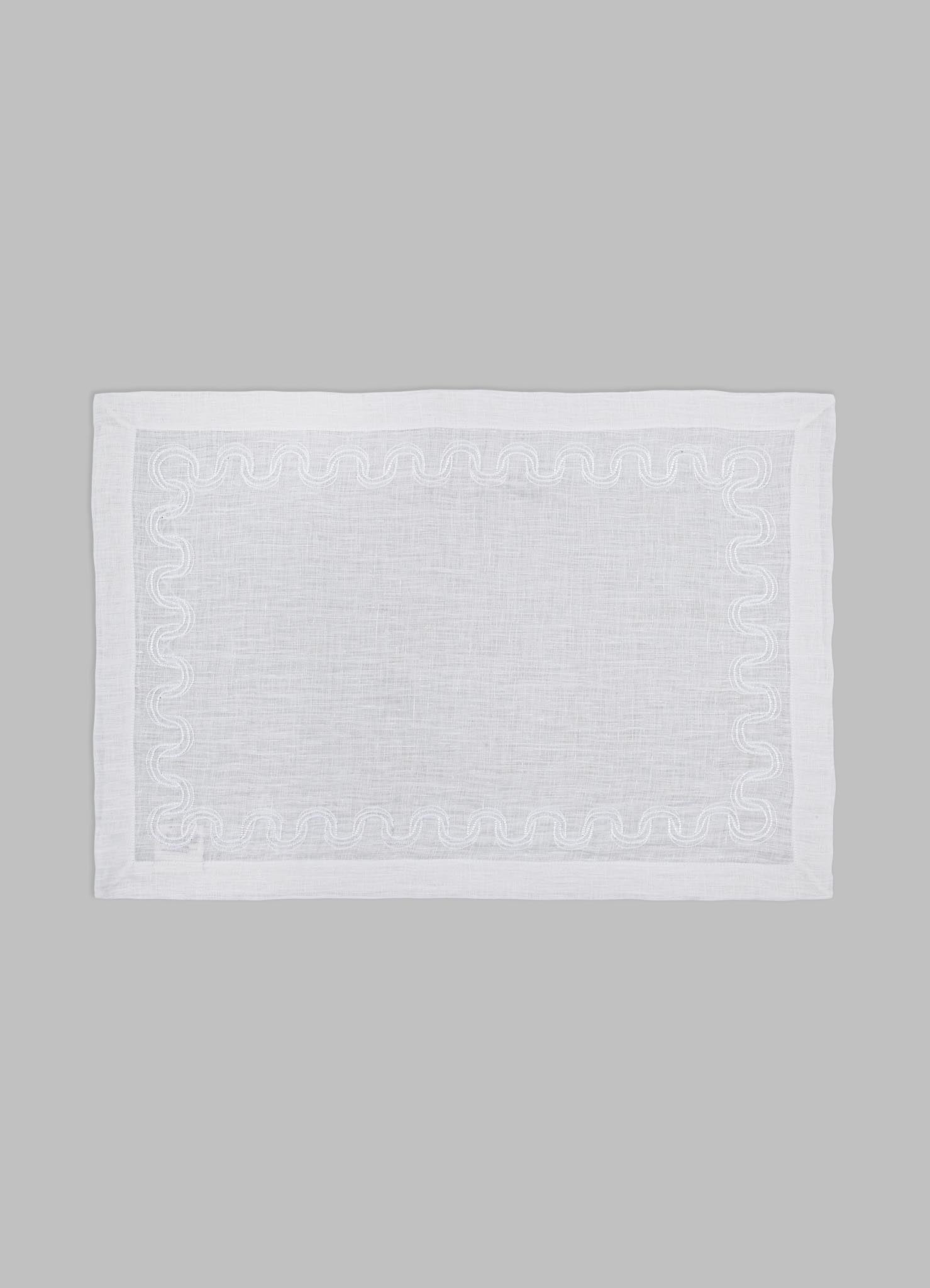 luxury white table mats