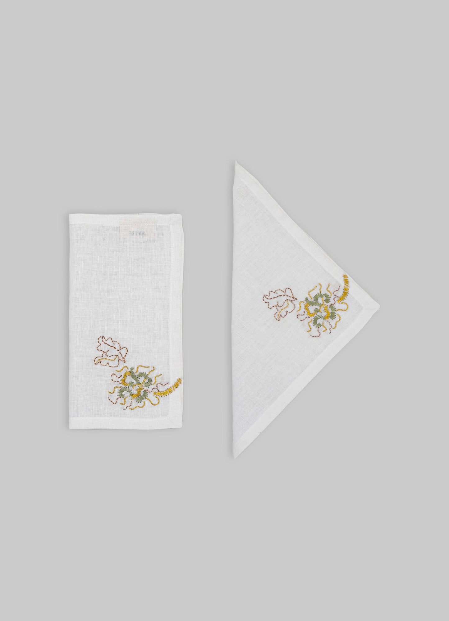 luxury cocktail beverage napkins viya gold & white