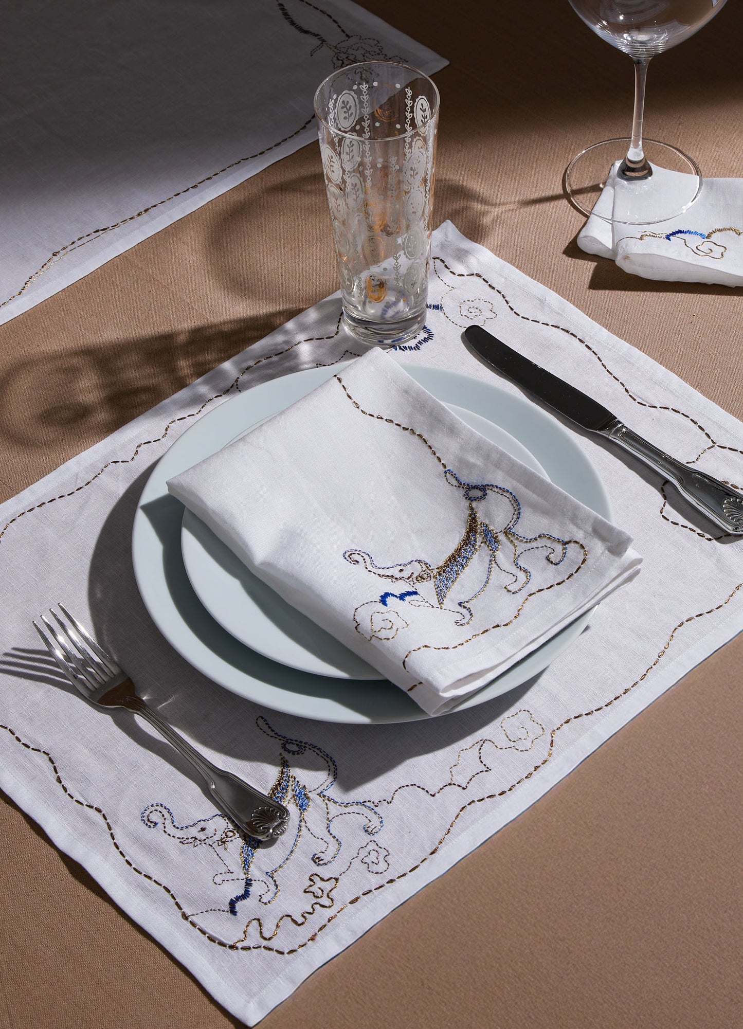 luxury white dining table mats viya