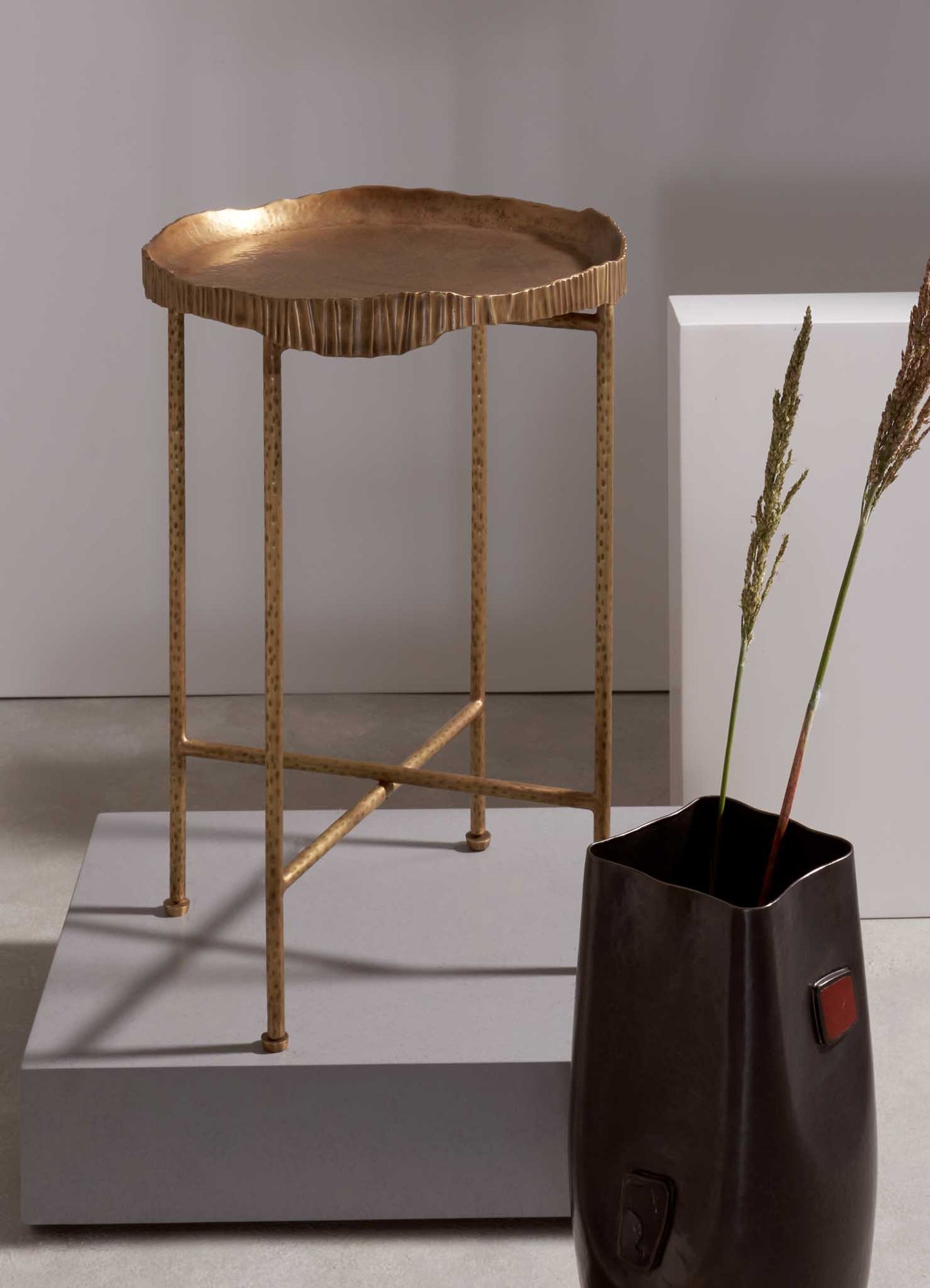Viya Luxury Tray Tables