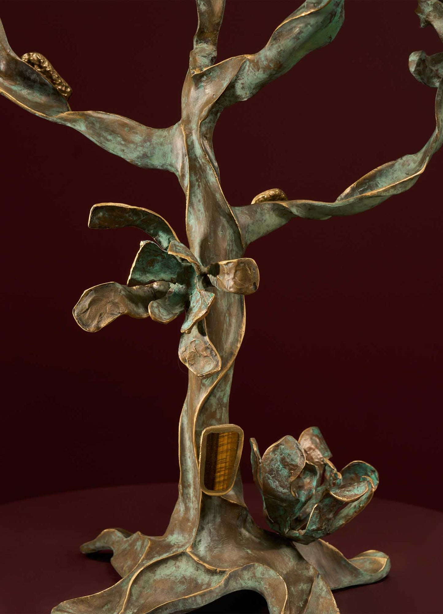 Viya Candelabra Lily